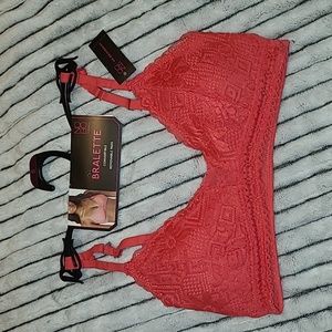 NWT! No Boundries Bralette Small